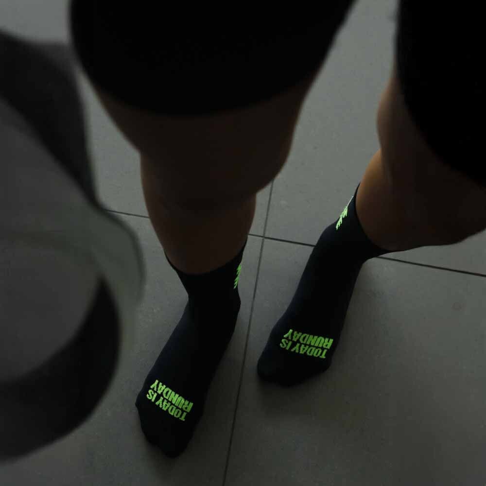 Medias Running Today is Runday Unisex Negro/verde