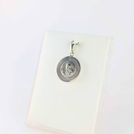Medalla religiosa de plata 925 con double en oro 18 ktes. Medalla religiosa de plata 925 con double en oro 18 ktes.