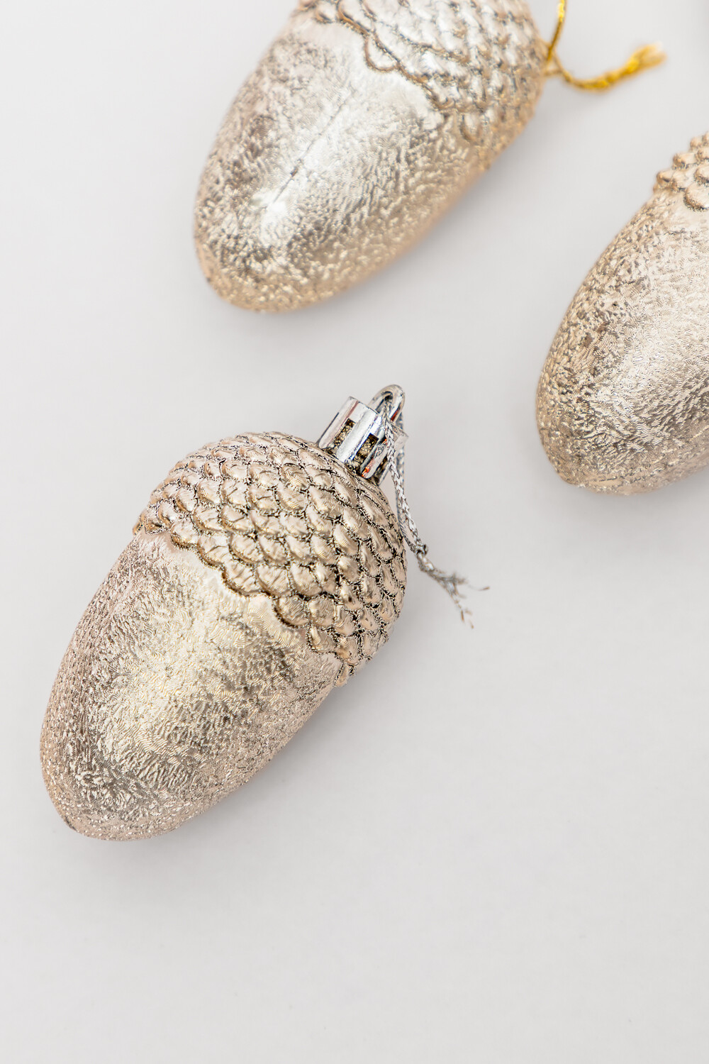 Colgante Esferas Piñas, 6un. Color Unico