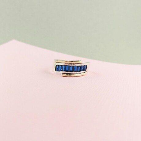 Anillo de Plata 925 con Double de Oro 18k y Circonias azules. Anillo de Plata 925 con Double de Oro 18k y Circonias azules.