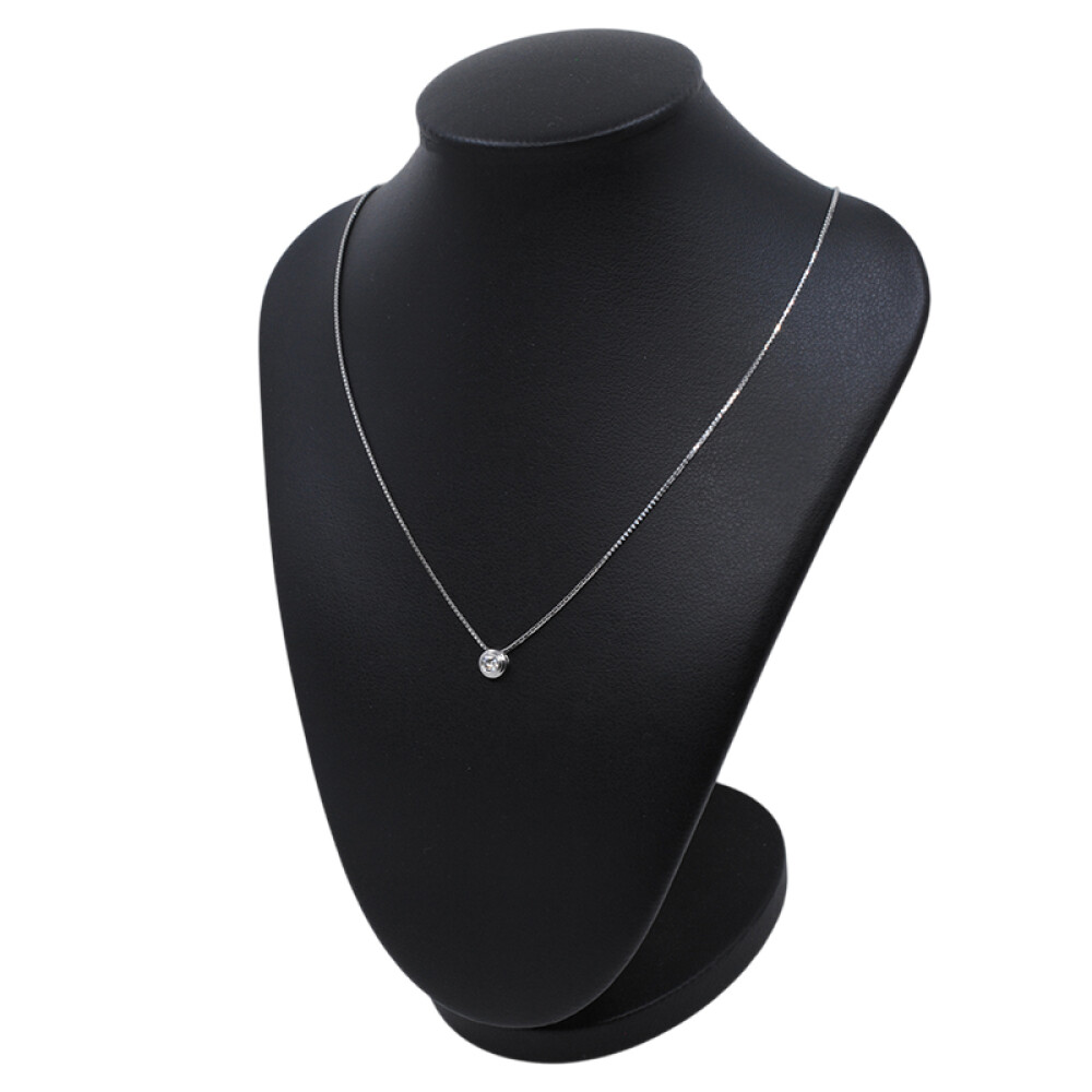 Dije en oro 18k blanco y brillante Dije en oro 18k blanco y brillante