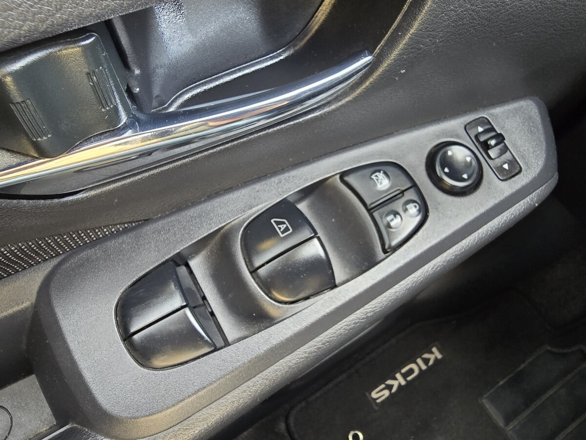 Nissan Kicks 2024 EXCELENTE ESTADO! | Permuta / Financia Nissan Kicks 2024 EXCELENTE ESTADO! | Permuta / Financia