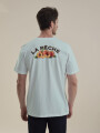 T-SHIRT ESTAMPA PEACHES VERDE AGUA