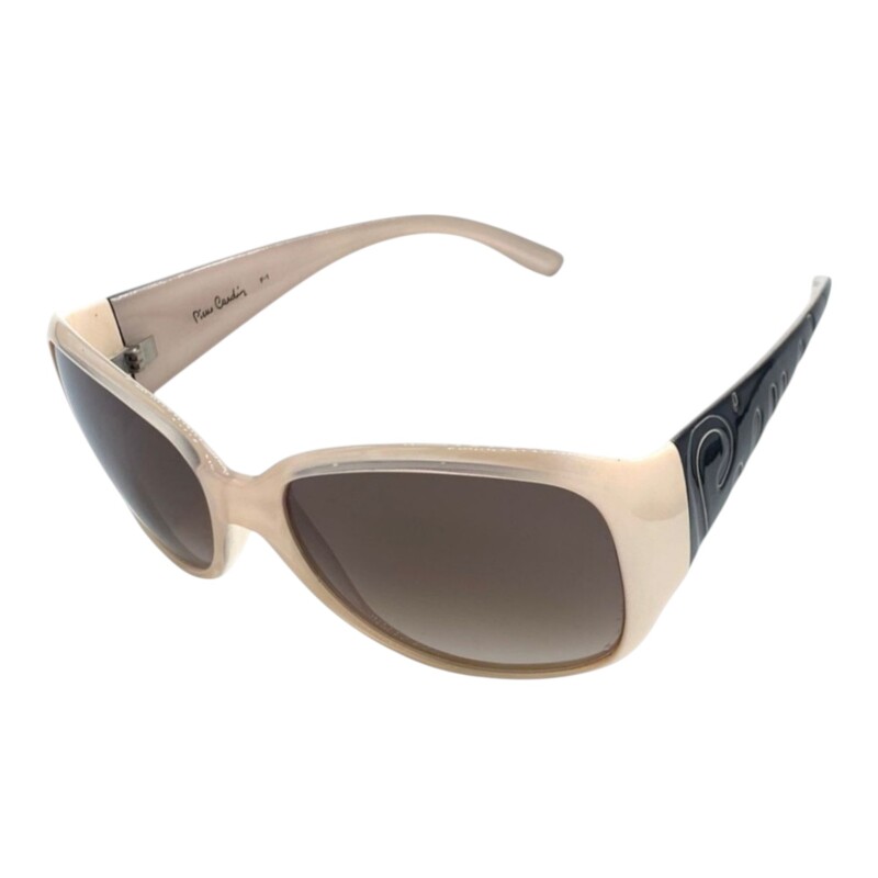 PC115847 beigeuniforme