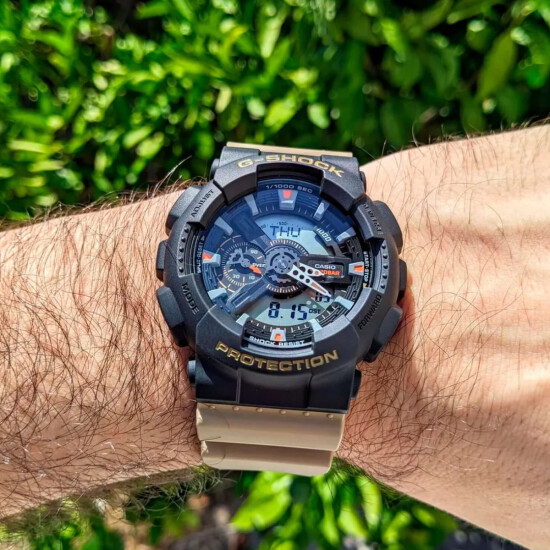 Reloj CASIO G-SHOCK GA110TU-1A5DR Resina Beige Esfera 52mm 0