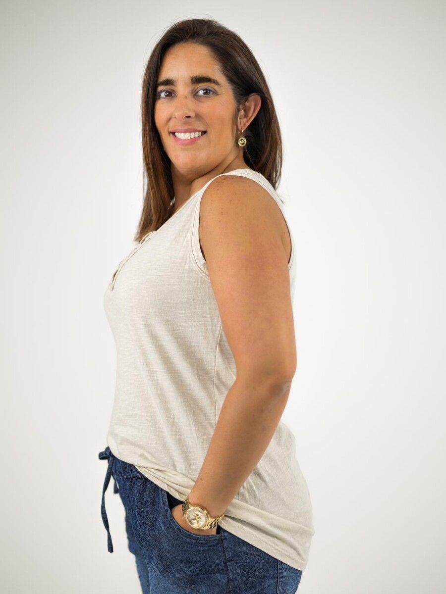 Musculosa básica de algodón BEIGE