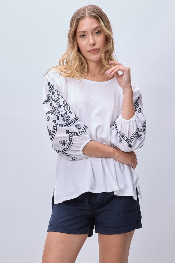 Blusa Bordada BLANCO/AZUL