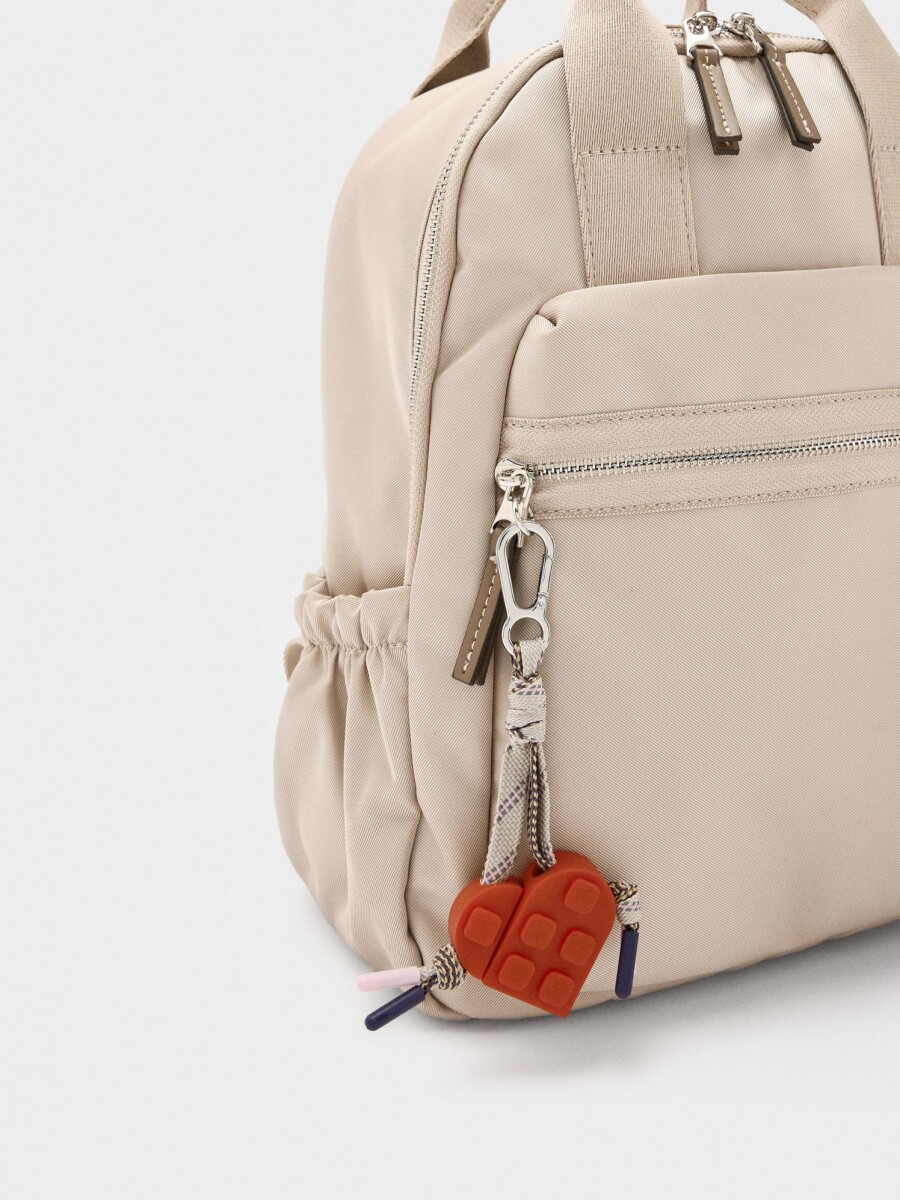 Mochila De Nylon Con Colgante De Corazón crudo