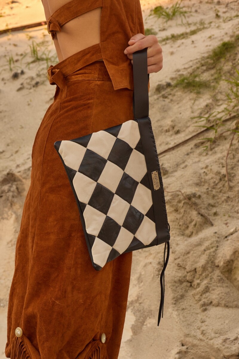 Rombos Clutch Negro / Hielo