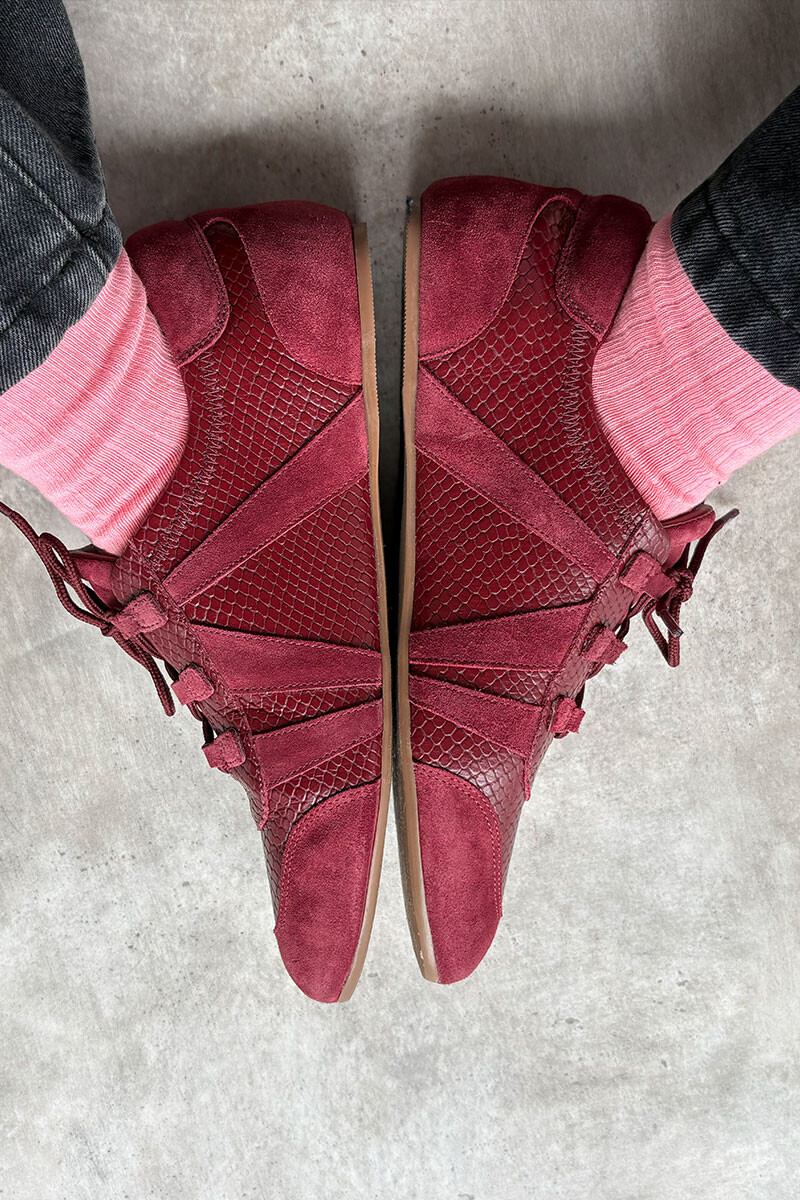 Nini Bordeaux