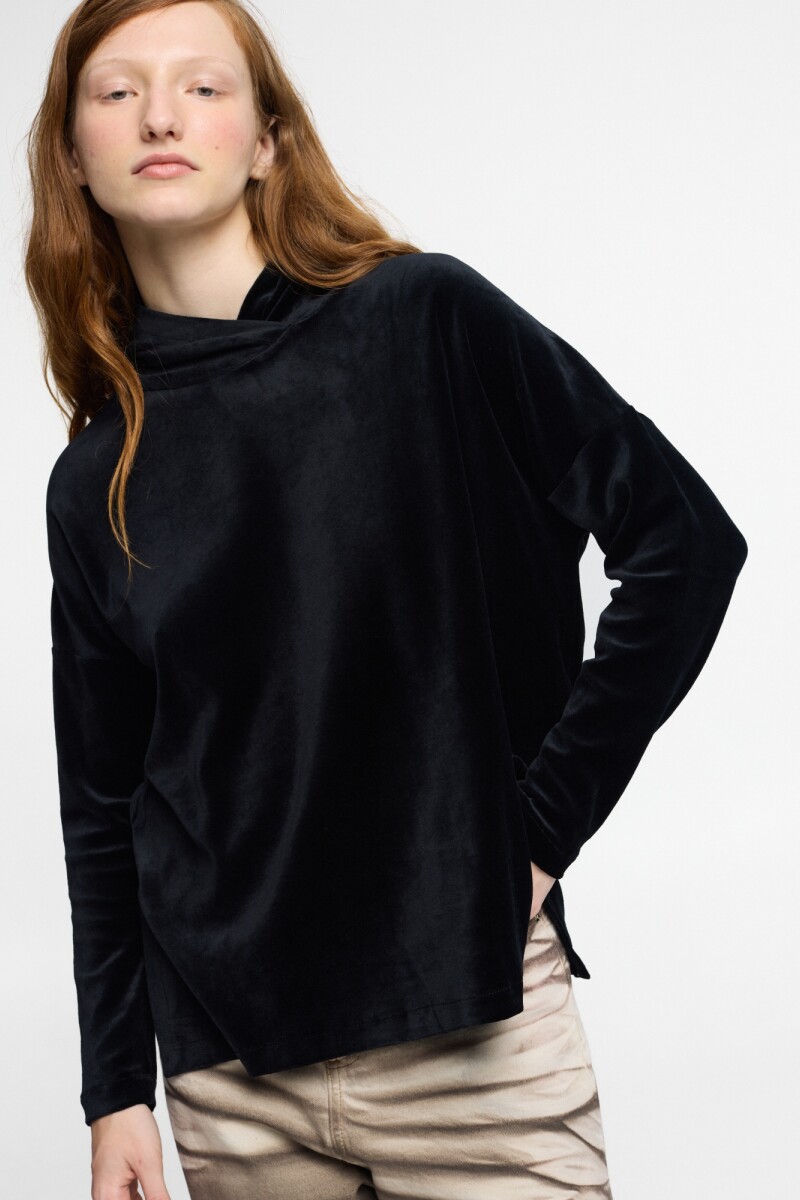 SWEATER Negro