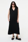 VESTIDO LARGO CON CAPUCHA Negro