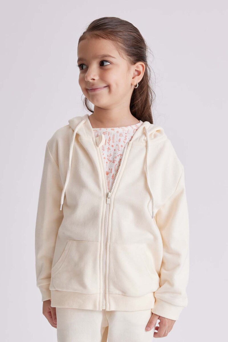 Campera deportiva Crudo