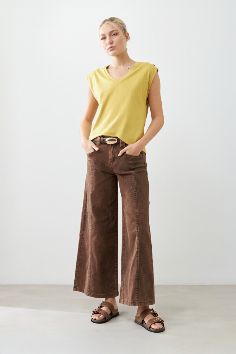Remera con botones en hombros - pistacho 