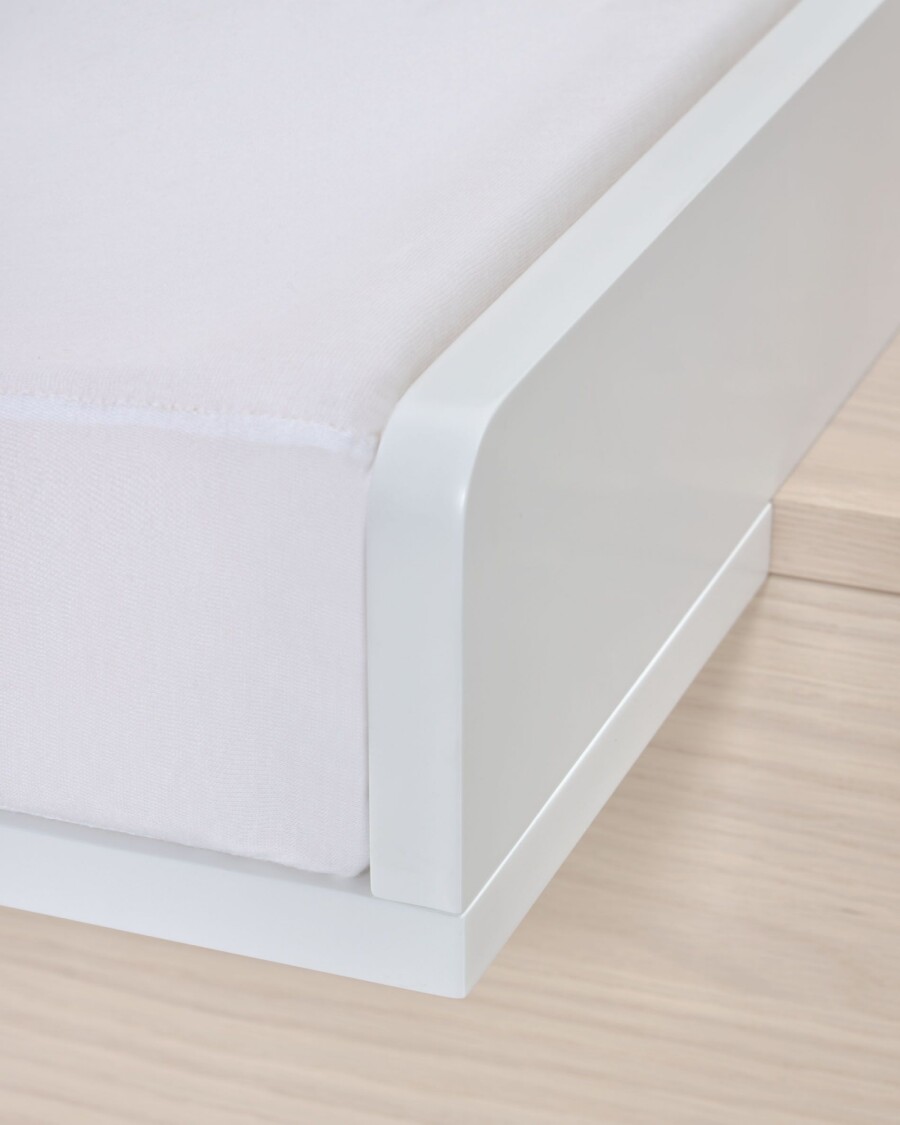Cambiador y colchón Nunila DM blanco 72 x 55 cm Cambiador y colchón Nunila DM blanco 72 x 55 cm