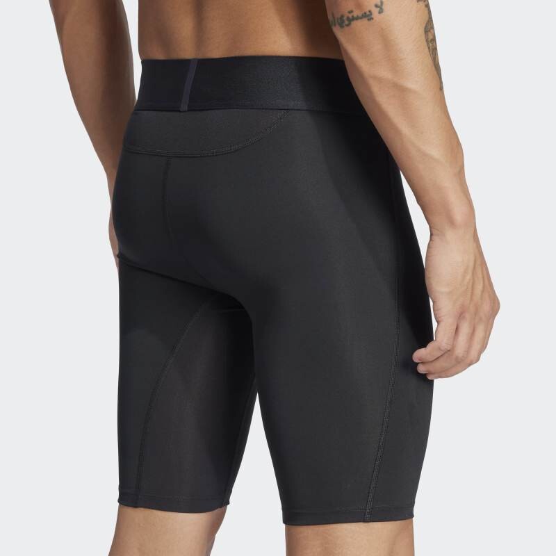 Calza Adidas Corta Techfit Negro