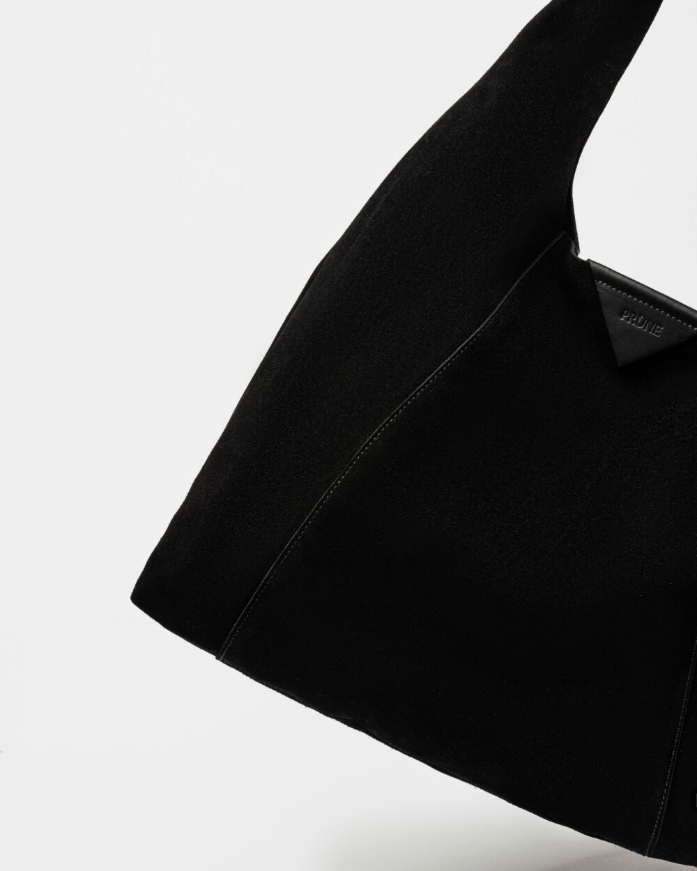 Bolso The Shopping En Cuero Gamuza Negro