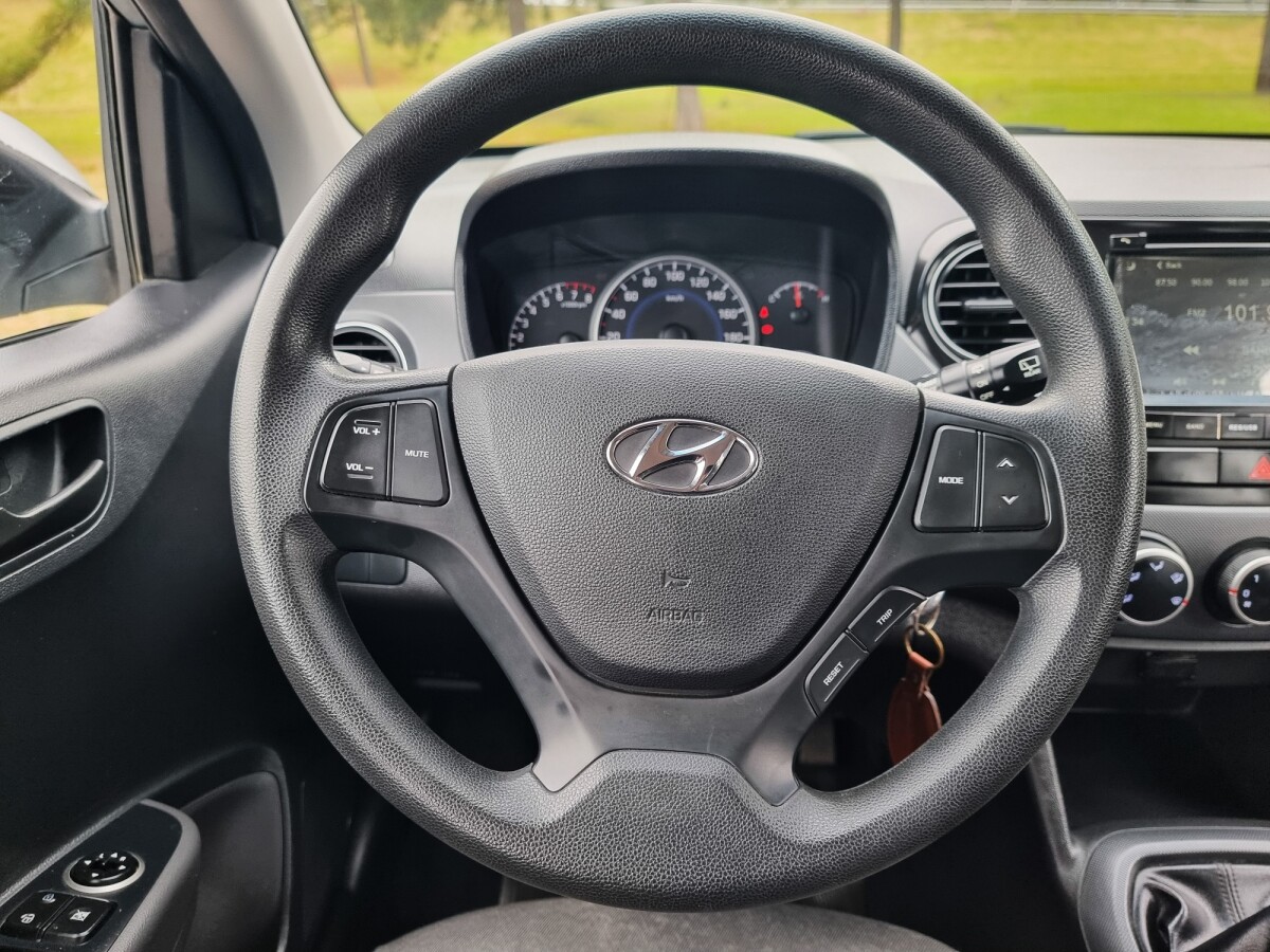 Hyundai Grand i10 GL 1.25 Extra Full| Permuta / Financia Hyundai Grand i10 GL 1.25 Extra Full| Permuta / Financia