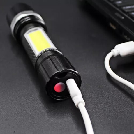 Linterna recargable por USB con luz lateral Linterna recargable por USB con luz lateral