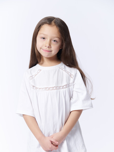 Blusa manga corta broderie Cruda