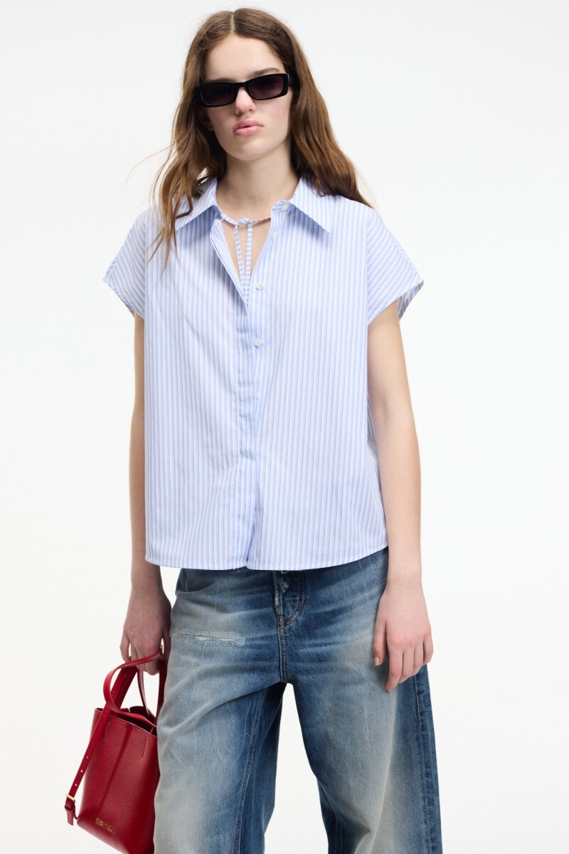 Camisa sin mangas Celeste