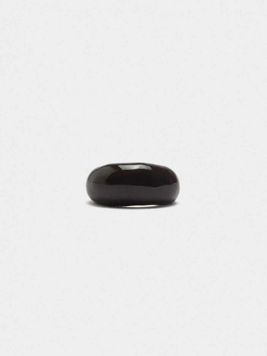 Anillo Redondeado Con Esmalte marron