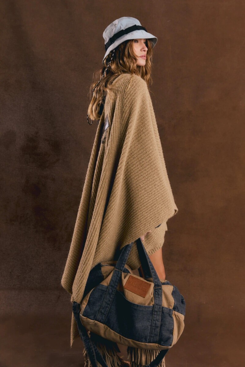 PONCHO GIRAFFE Camel