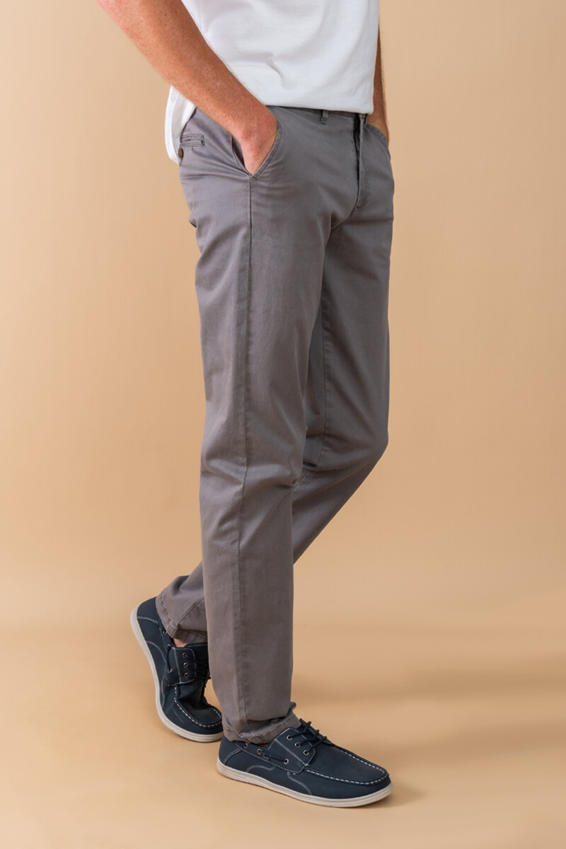 Pantalón chino Gris