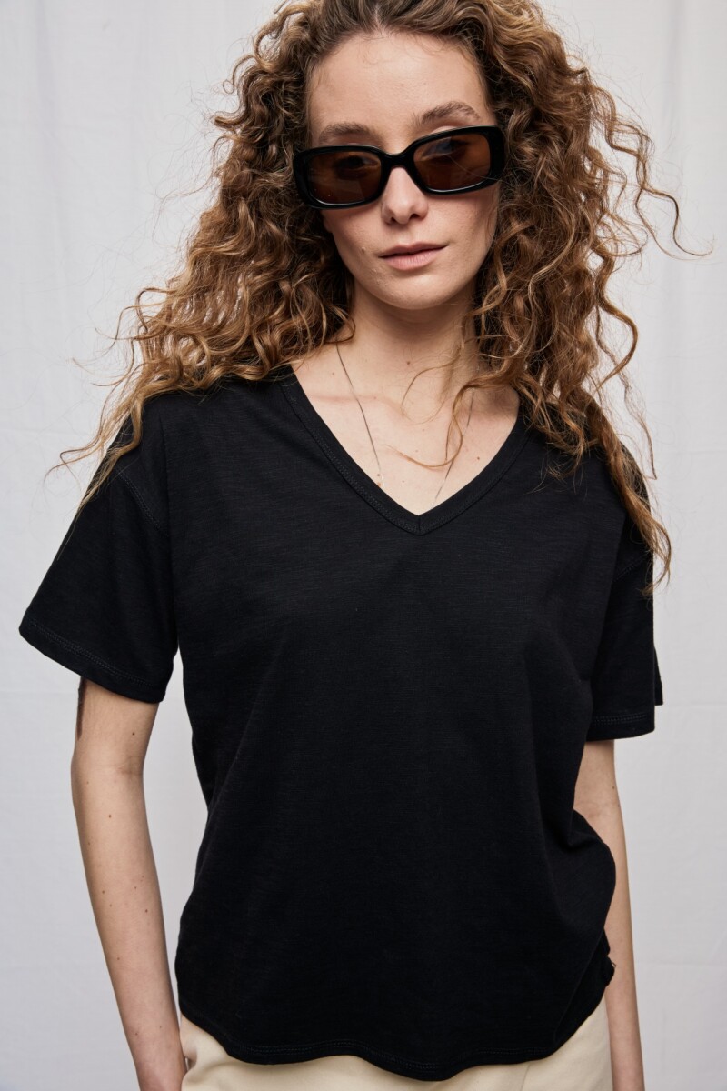 REMERA HARRY Negro
