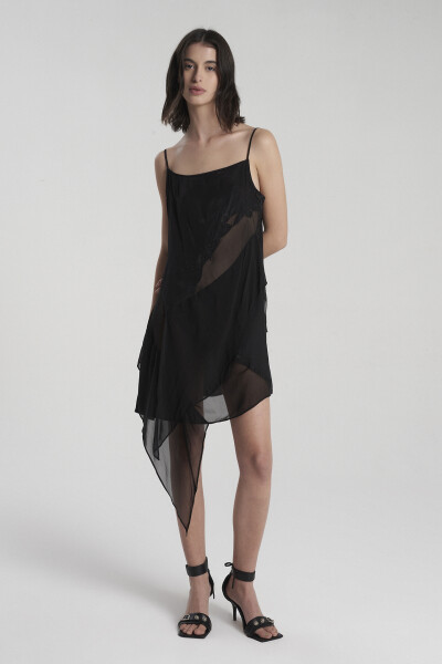 VESTIDO CORTO COMO Negro