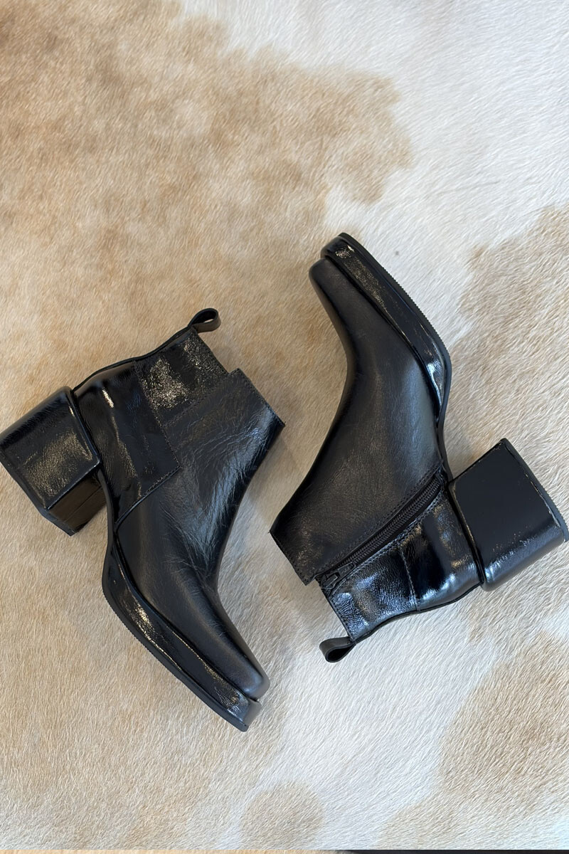 Bota caro Negro