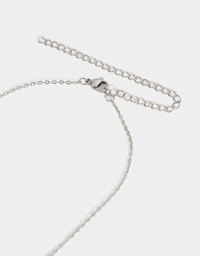 Cadena Corta con Dije Religioso Collar De Acero Inoxidable - Plateado