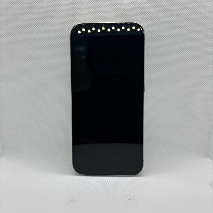 iPhone 15 Pro 128 GB - Natural Titanium iPhone 15 Pro 128 GB - Natural Titanium