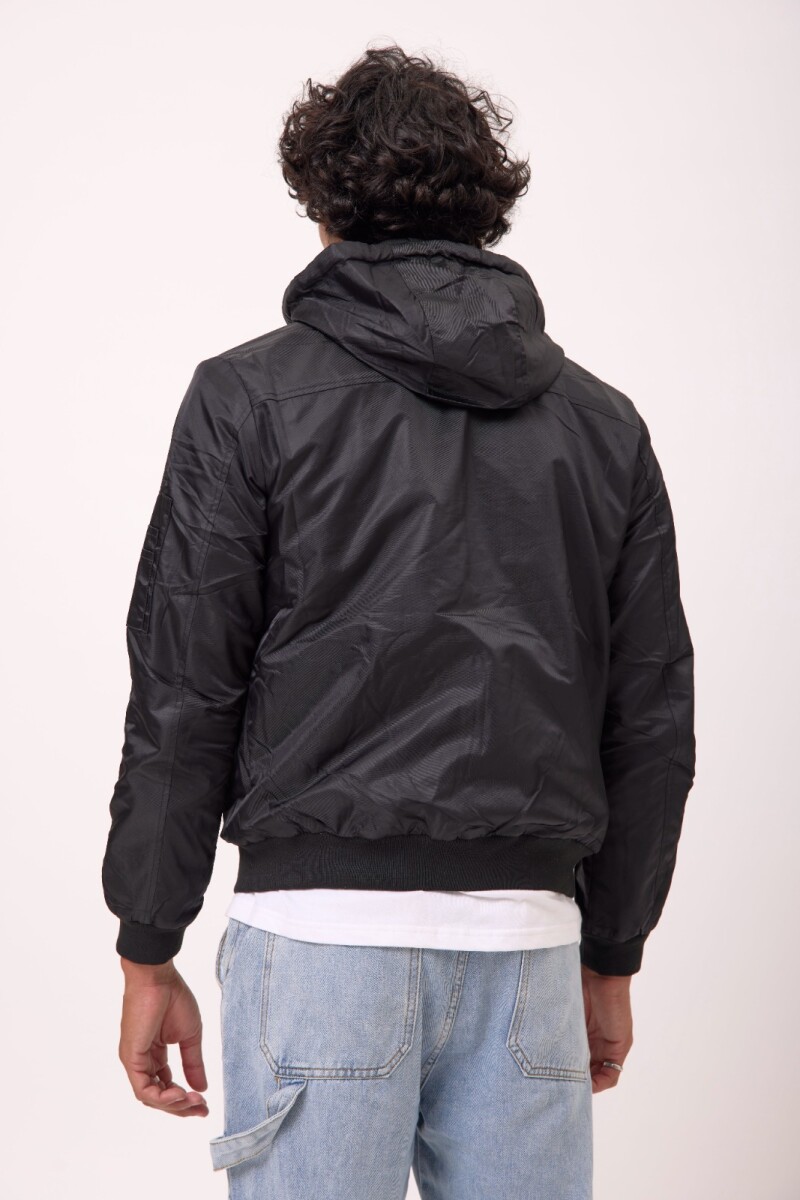 Campera CIERRE NEGRO