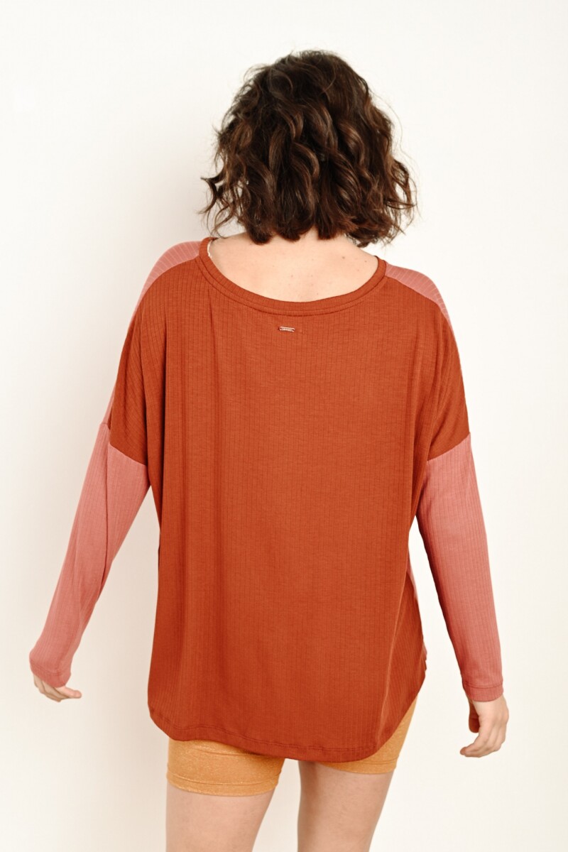 Remera Combinada Rosa