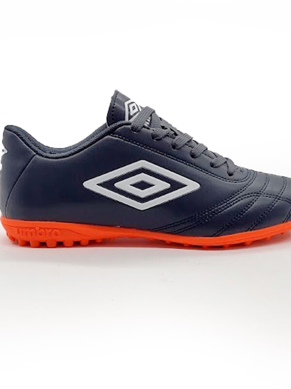 Calzado Classic II TF Umbro Hombre 189