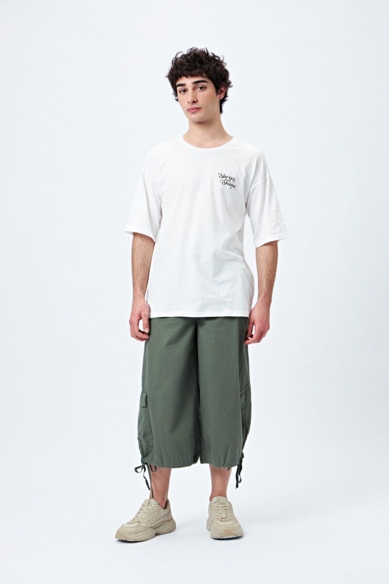 BERMUDA SKATER Verde