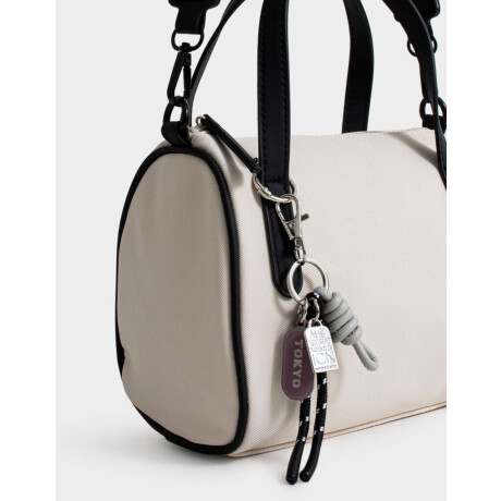 Cartera Bowling Con Charm Blanco Crudo