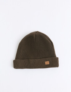 700515 GORRO TEJIDO HARRY Oliva