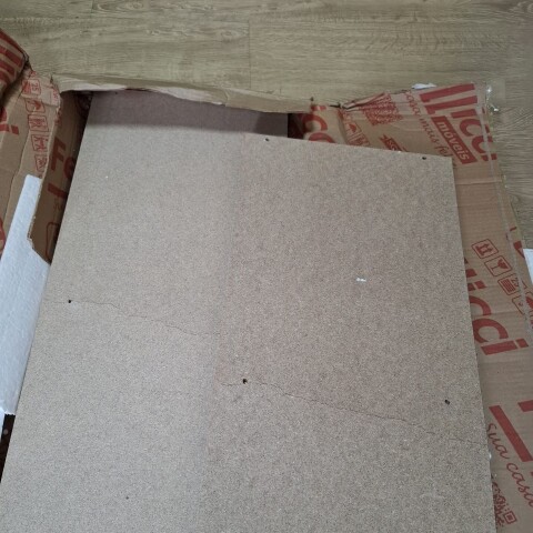 [OUTLET] Rack TV Luka 120 cm Grafito con Puertas Miel – Hasta 50” con Patas y 2 Nichos [OUTLET] Rack TV Luka 120 cm Grafito con Puertas Miel – Hasta 50” con Patas y 2 Nichos