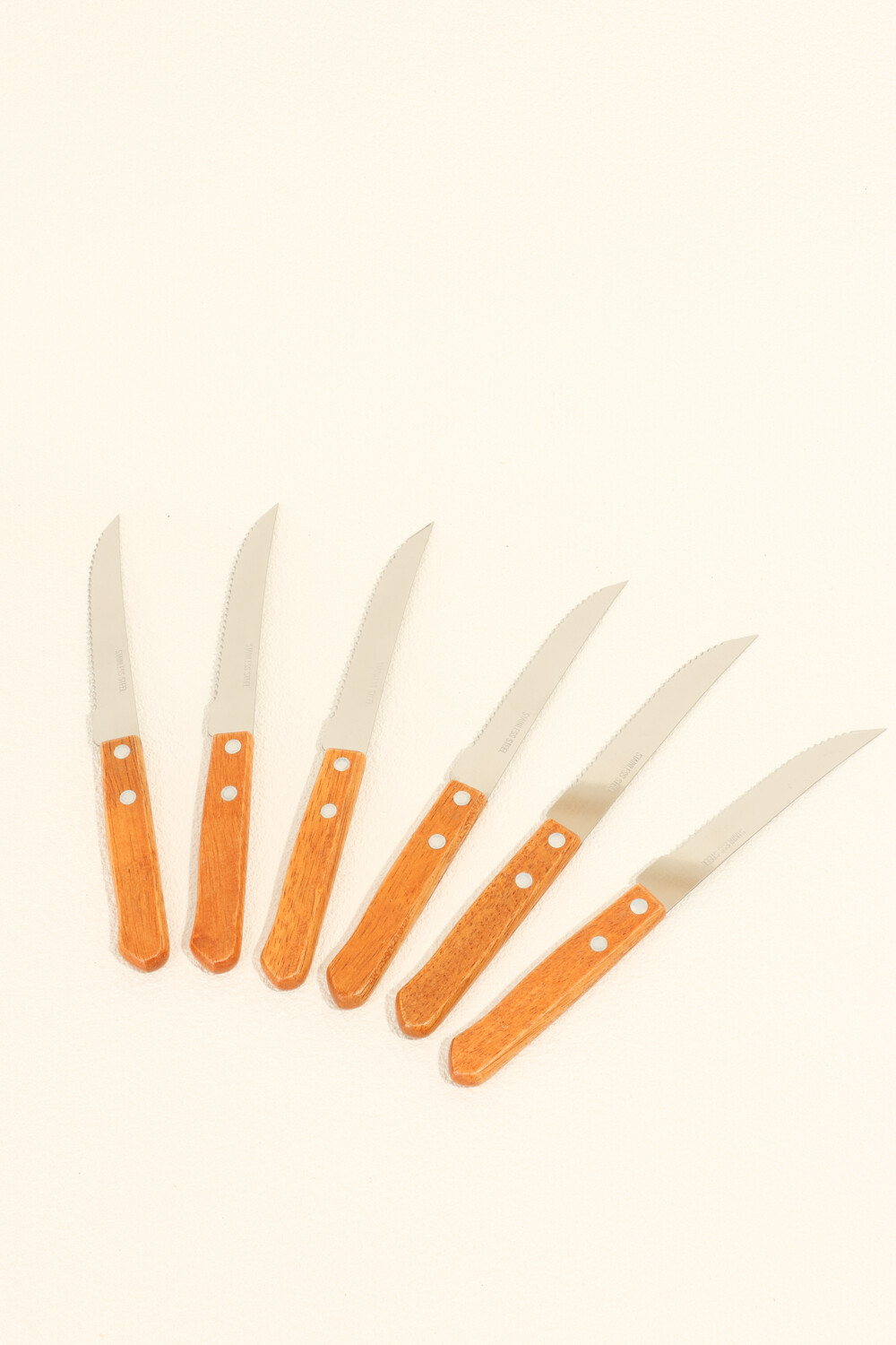 Cuchillo Mango Madera, 6un. Color Unico
