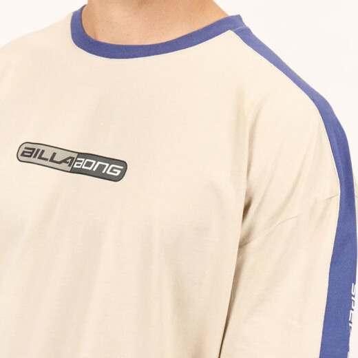 Remera Billabong Spec Icon - Beige Remera Billabong Spec Icon - Beige
