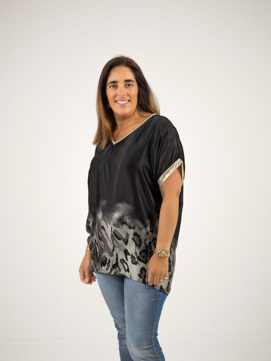 Blusa de satén con dorado Negra
