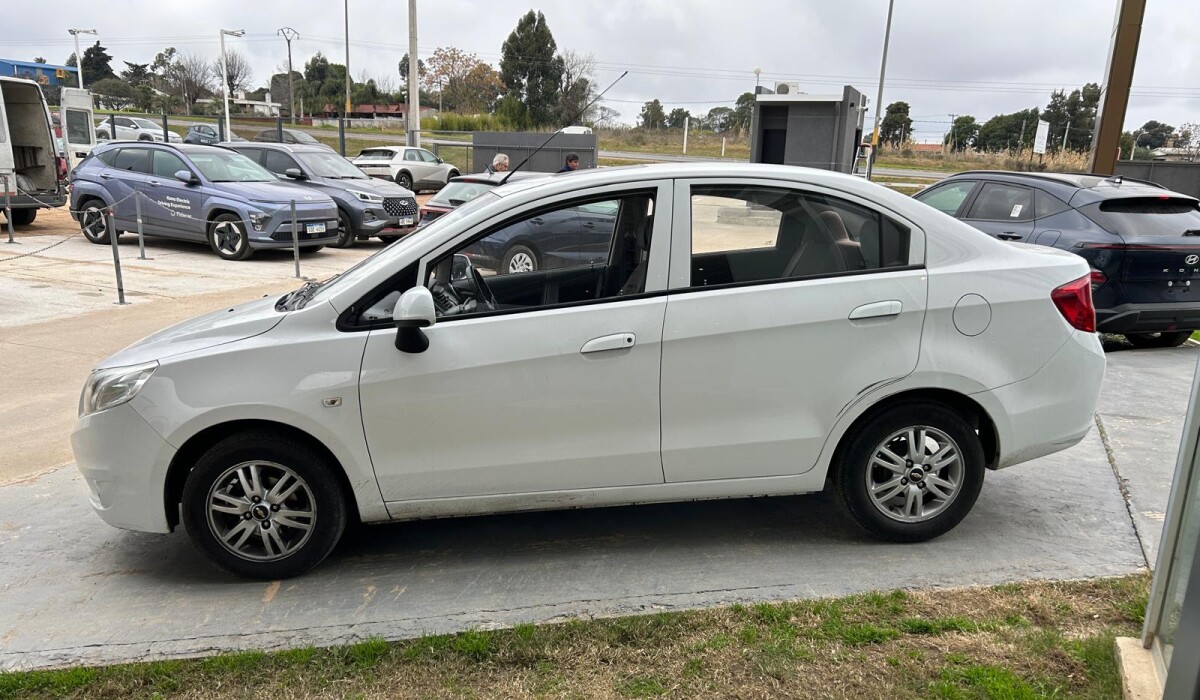 Chevrolet Sail LTZ - 2015 Chevrolet Sail LTZ - 2015