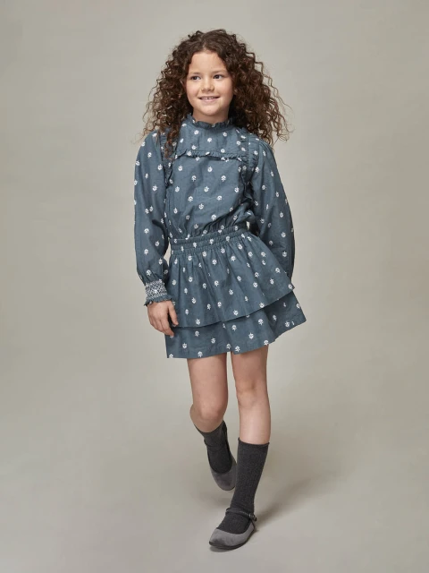 Vestido Bordado De Flores Plomo