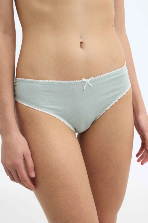 Colaless Amanda Menta