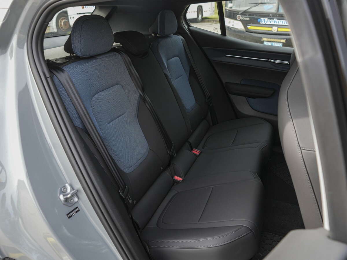 Volvo EX30 E40 100% Eléctrico 2026 0KM | Permuta / Financia Volvo EX30 E40 100% Eléctrico 2026 0KM | Permuta / Financia