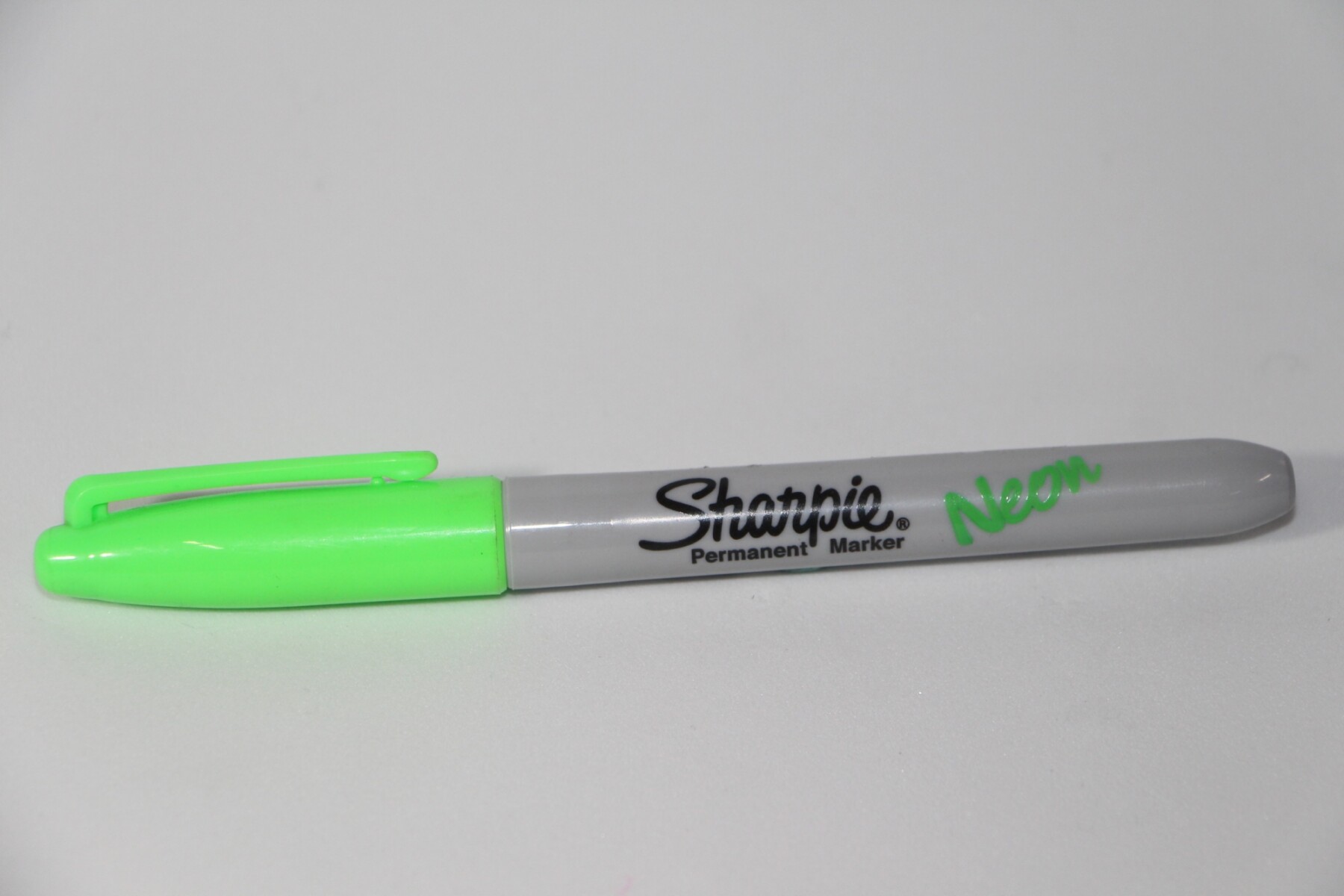 MARCADOR SHARPIE - FINO VERDE NEON 