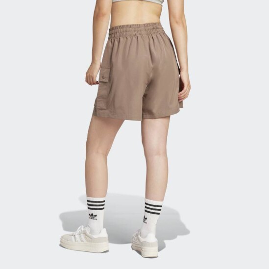 Short Adidas Cargo Essentials Tejido Marrón