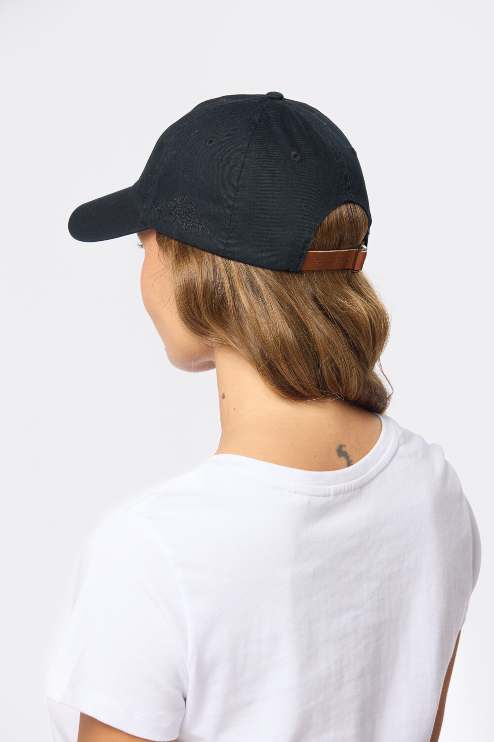 GORRO CON VISERA DE LONA Negro